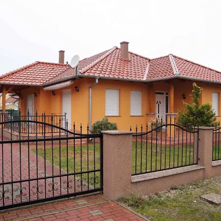 Holiday home Holiday Balatonmariafurdo 17