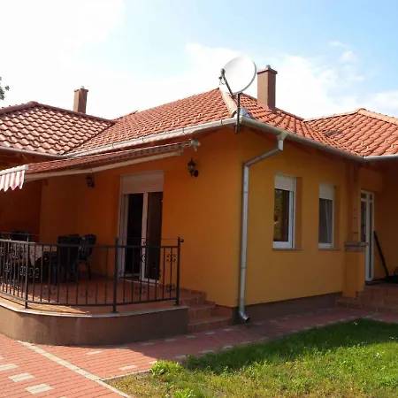 Holiday home Holiday Balatonmariafurdo 17 Balatonkeresztur