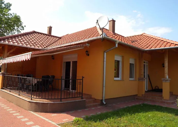 17 Hébergement de vacances Balatonmáriafürdő